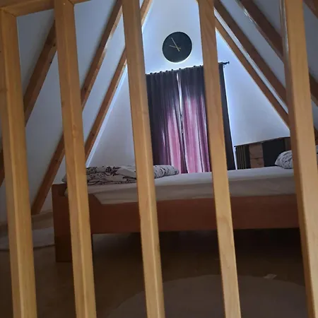 Vikendica Una-baksais Bihać